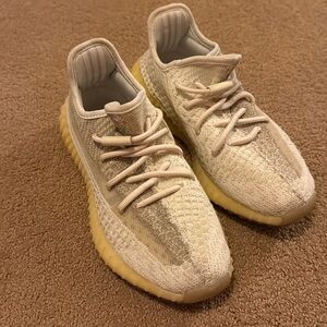 Authentic Yeezy 350 size 5